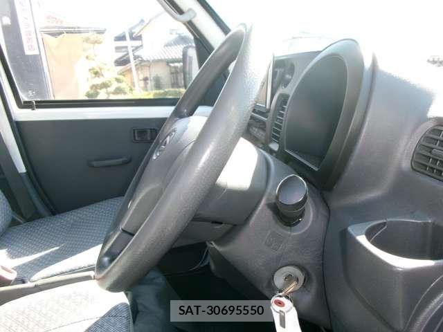 Daihatsu HIJET CARGO 2016-09 2316591-11