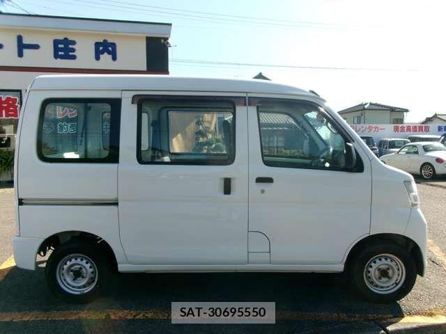 Daihatsu HIJET CARGO 2016-09 2316591-3
