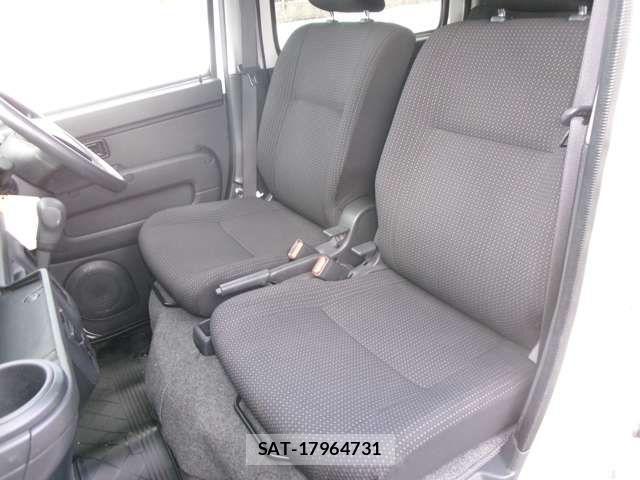 Daihatsu HIJET CARGO 2018-02 2316590-11