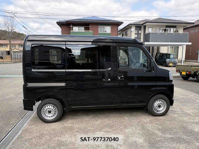 Daihatsu HIJET CARGO 2025-08 4371095-7