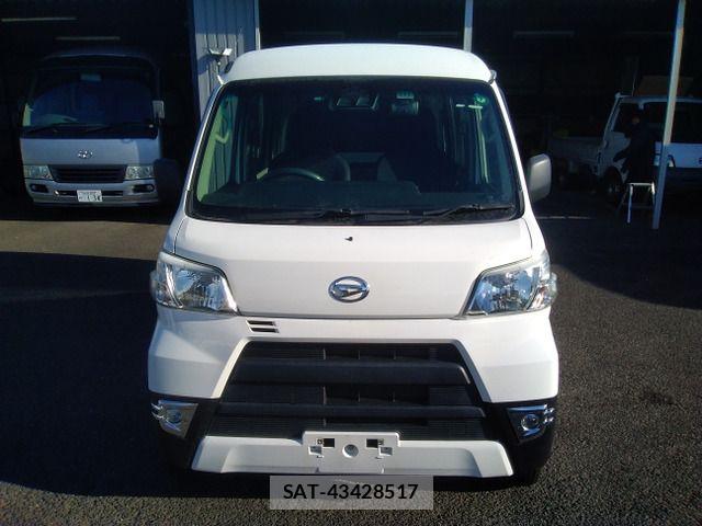 Daihatsu HIJET CARGO 2018-11 4945354-1