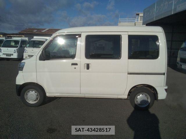 Daihatsu HIJET CARGO 2018-11 4945354-4