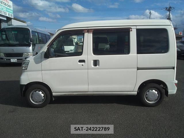 Daihatsu HIJET CARGO 2018-02 4945356-4