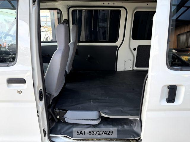 Daihatsu HIJET CARGO 2010-05 5869102-23