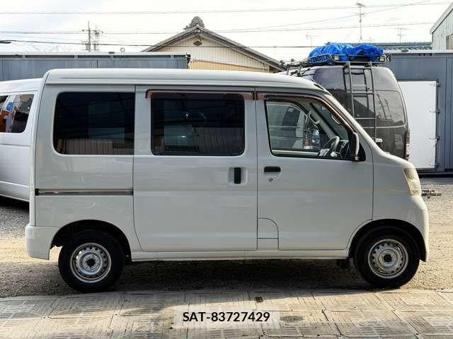 Daihatsu HIJET CARGO 2010-05 5869102-3