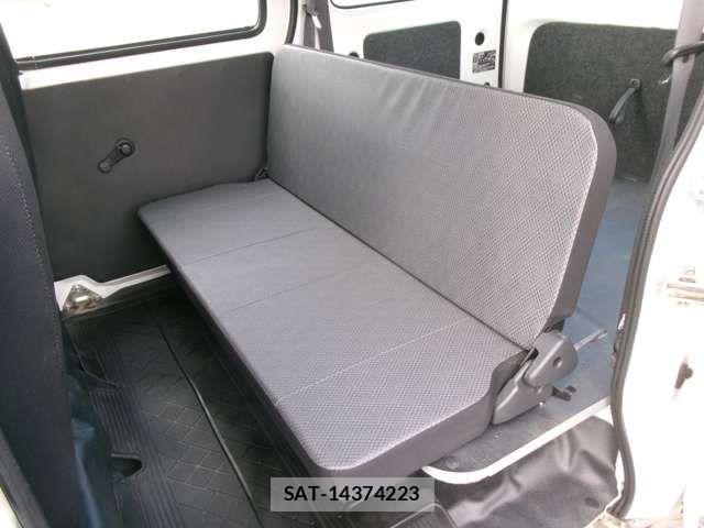 Daihatsu HIJET CARGO 2020-11 6304453-12