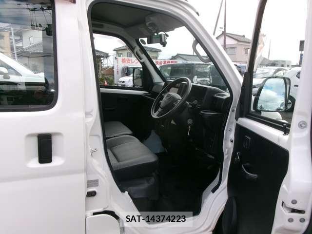 Daihatsu HIJET CARGO 2020-11 6304453-22