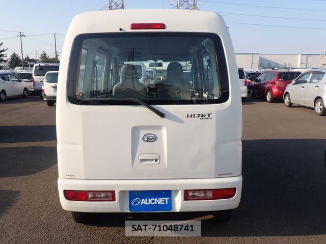 Daihatsu HIJET CARGO 2015-03 6641674-5