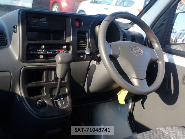 Daihatsu HIJET CARGO 2015-03 6641674-7