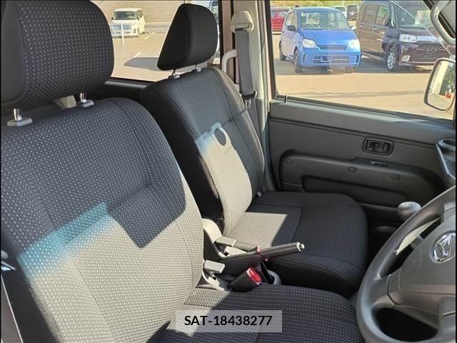 Daihatsu HIJET CARGO 2019-03 6676253-12