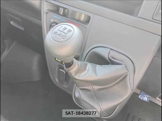Daihatsu HIJET CARGO 2019-03 6676253-18