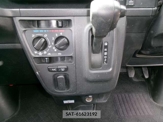 Daihatsu HIJET CARGO 2021-02 6716279-9