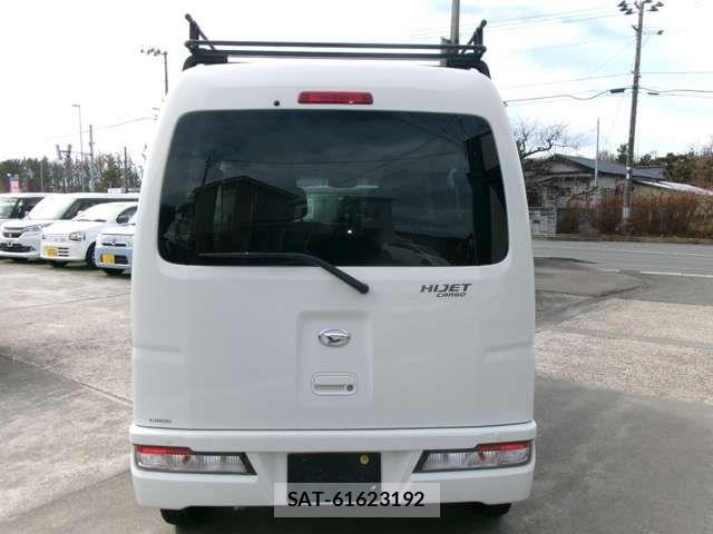 Daihatsu HIJET CARGO 2021-02 6716279-5
