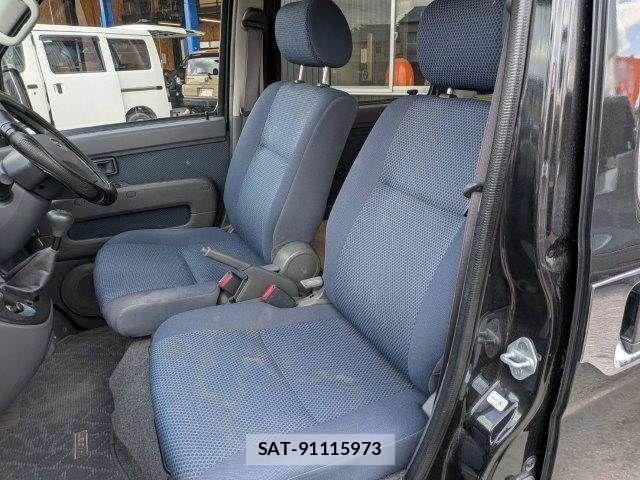 Daihatsu HIJET CARGO 2010-05 6815251-28
