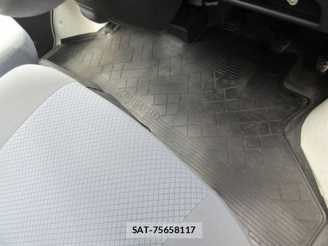 Daihatsu HIJET CARGO 2012-07 6815249-11