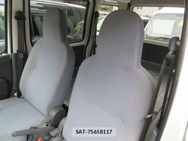 Daihatsu HIJET CARGO 2012-07 6815249-15