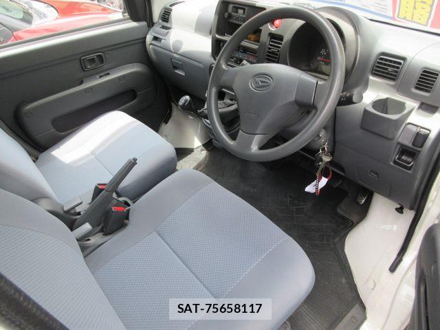 Daihatsu HIJET CARGO 2012-07 6815249-1