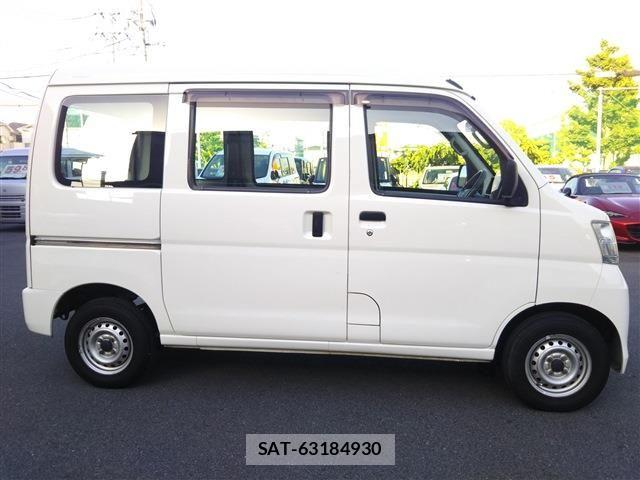 Daihatsu HIJET CARGO 2016-07 6994076-2