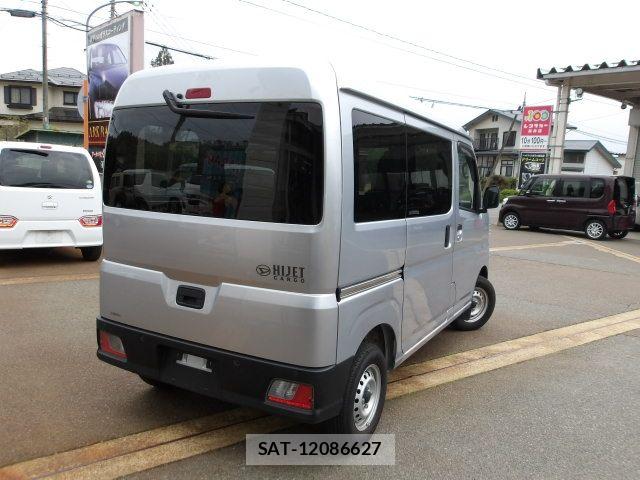 Daihatsu HIJET CARGO 2022-02 6994072-2