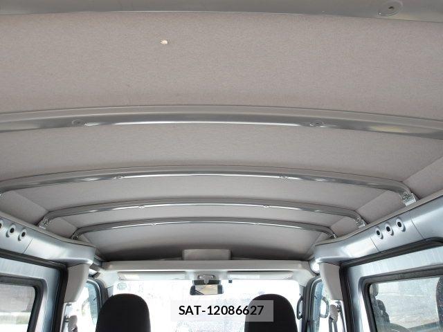 Daihatsu HIJET CARGO 2022-02 6994072-8