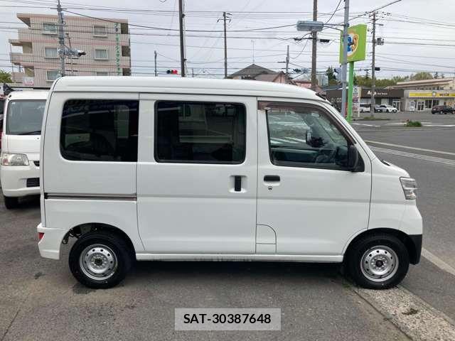 Daihatsu HIJET CARGO 2021-01 7058811-10