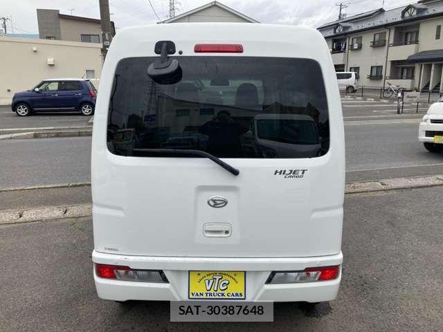 Daihatsu HIJET CARGO 2021-01 7058811-13