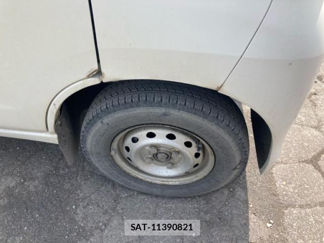 Daihatsu HIJET CARGO 2012-06 7058818-9