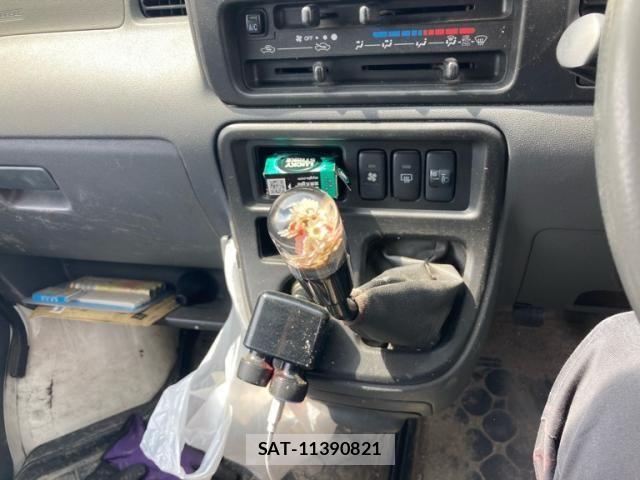 Daihatsu HIJET CARGO 2012-06 7058818-22