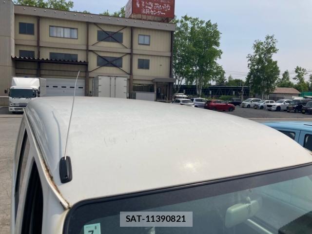 Daihatsu HIJET CARGO 2012-06 7058818-5