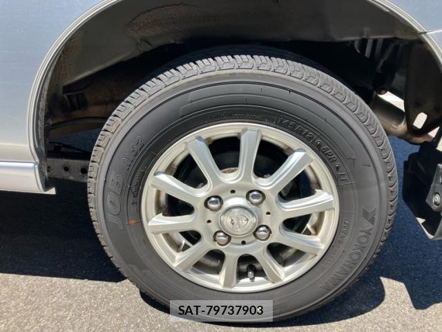 Daihatsu HIJET CARGO 2015-06 7219459-9