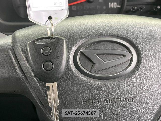 Daihatsu HIJET CARGO 2021-06 7219462-4