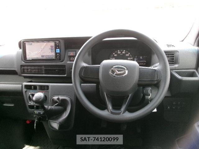 Daihatsu HIJET CARGO 2023-05 7219464-1