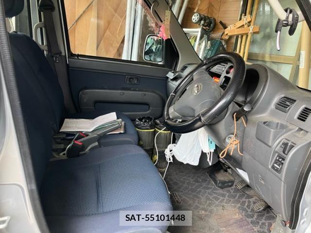 Daihatsu HIJET CARGO 2012-07 7251009-10
