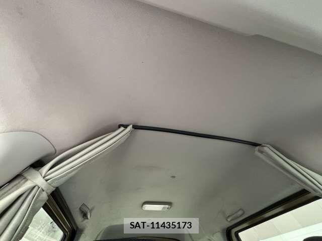 Daihatsu HIJET CARGO 2015-06 7251006-12
