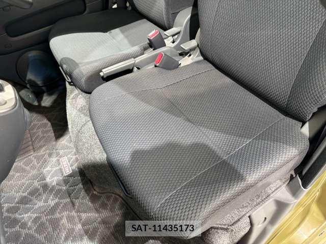 Daihatsu HIJET CARGO 2015-06 7251006-14