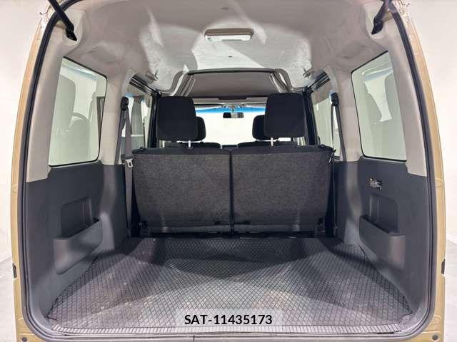Daihatsu HIJET CARGO 2015-06 7251006-17