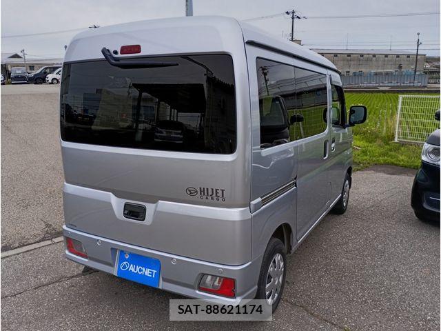 Daihatsu HIJET CARGO 2023-09 7327436-2