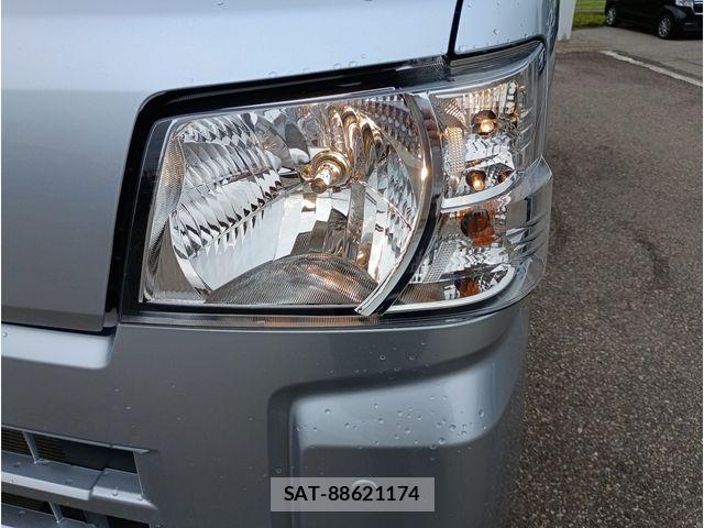 Daihatsu HIJET CARGO 2023-09 7327436-3