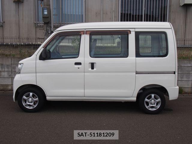Daihatsu HIJET CARGO 2016-08 7358048-18