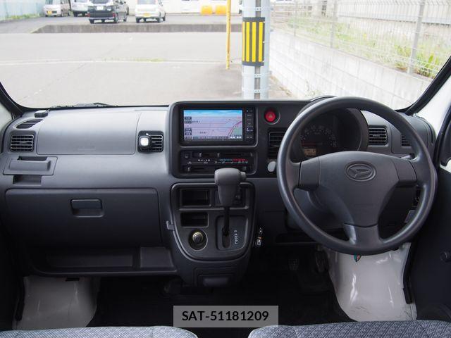 Daihatsu HIJET CARGO 2016-08 7358048-1