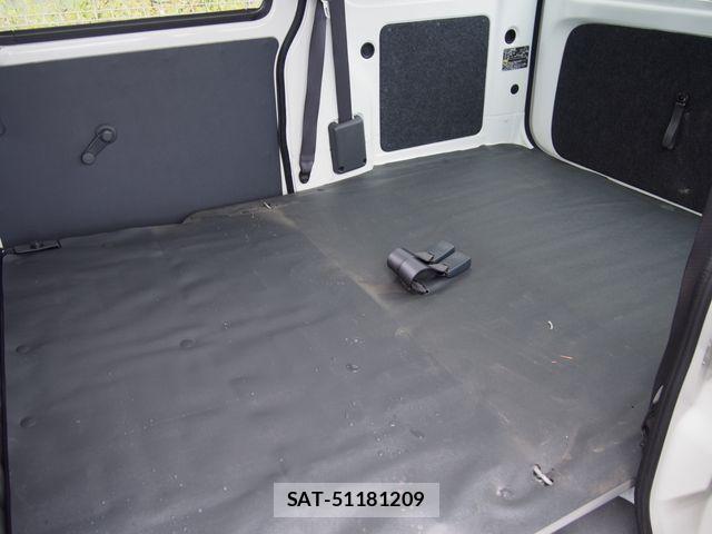 Daihatsu HIJET CARGO 2016-08 7358048-8