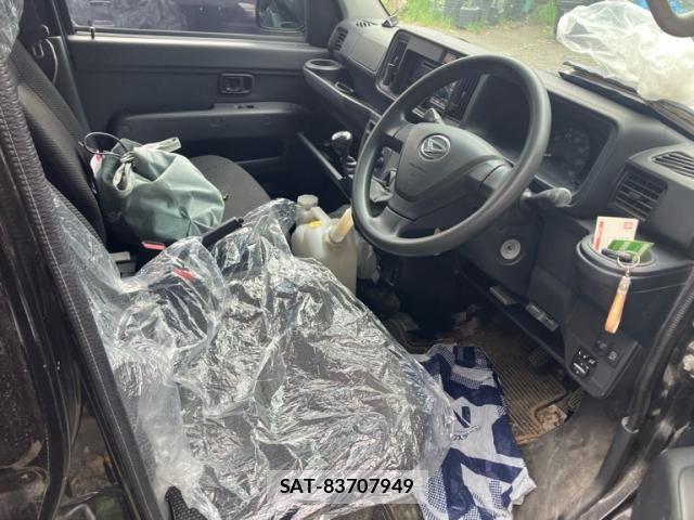 Daihatsu HIJET CARGO 2017-12 7358052-12