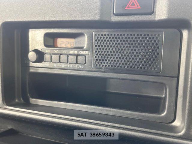 Daihatsu HIJET CARGO 2022-03 7358044-5