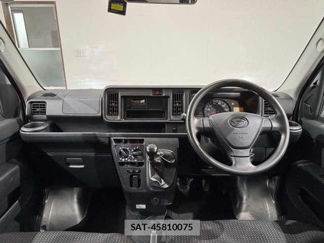 Daihatsu HIJET CARGO 2018-03 7358050-9