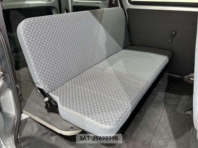 Daihatsu HIJET CARGO 2014-02 7358051-14