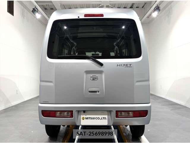 Daihatsu HIJET CARGO 2014-02 7358051-6