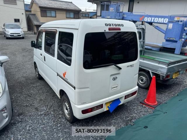 Daihatsu HIJET CARGO 2014-07 7358058-3