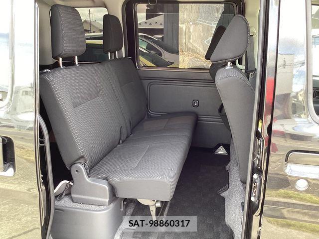 Daihatsu HIJET CARGO 2018-11 7358047-4