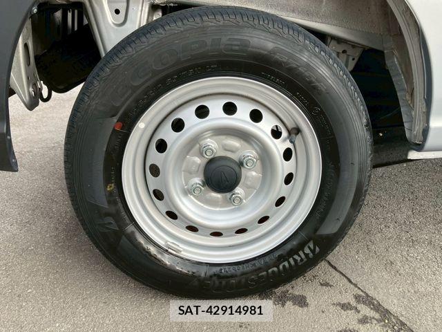 Daihatsu HIJET CARGO 2022-05 7392341-24