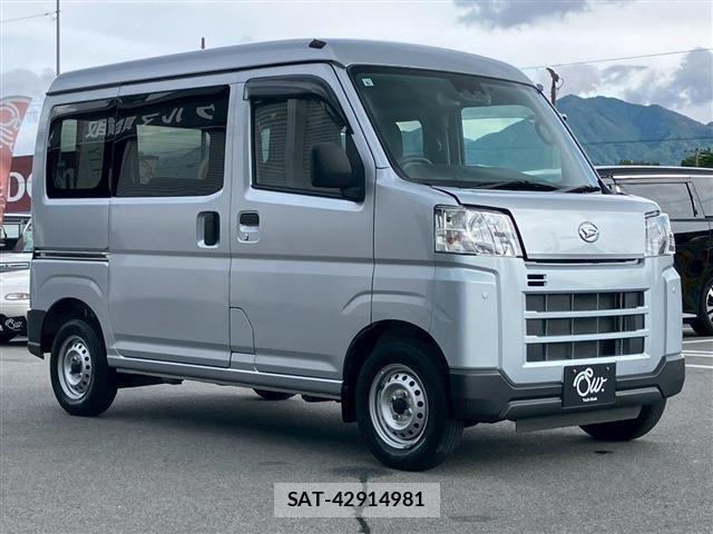 Daihatsu HIJET CARGO 2022-05 7392341-2